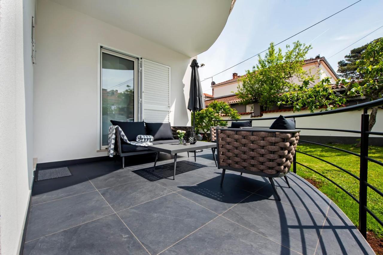 Apartment Margita โรวีน ภายนอก รูปภาพ